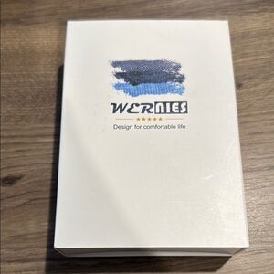 NWT 4 pairs of Wernies Women No Show Low Non Slip Flat Boat Line Socks